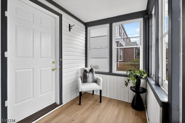 Photo - 1442 Highland Ave