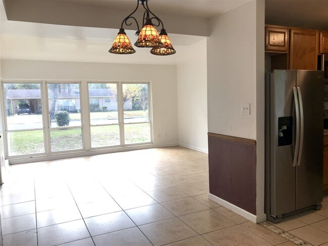 Photo - 716 Coble Dr