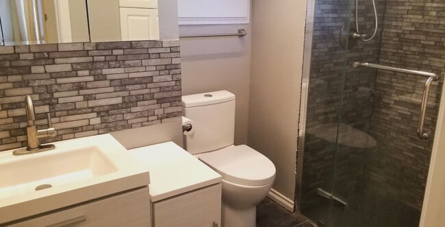 Photo - 11127 Sunshine Terrace Apartamento Unidad Sunshine Terrace Studio