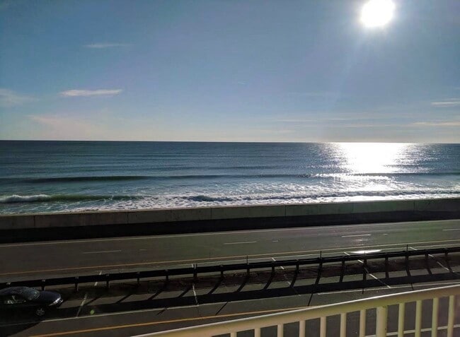 Photo - 703 Ocean Blvd Unidad 305