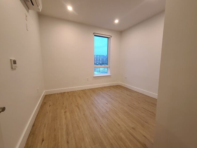 Photo - 715 Park Ave Unidad 1C