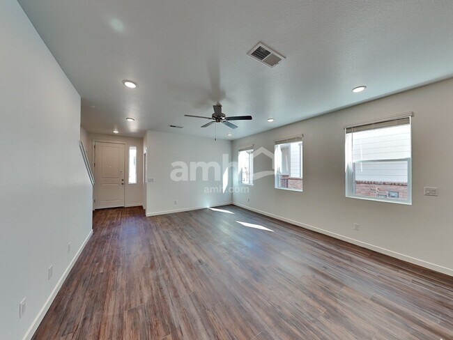 Photo - 384 N Addison Way