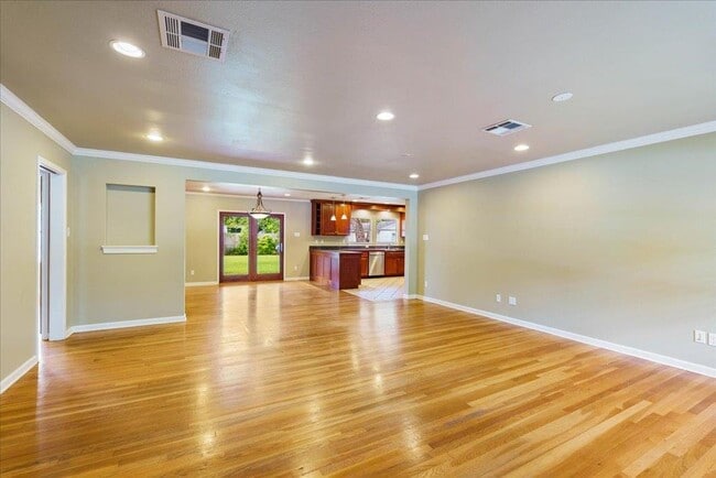 Photo - 1205 Ruth Ave