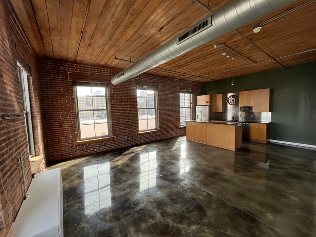 Photo - 721 N 17th St Unidad Loft