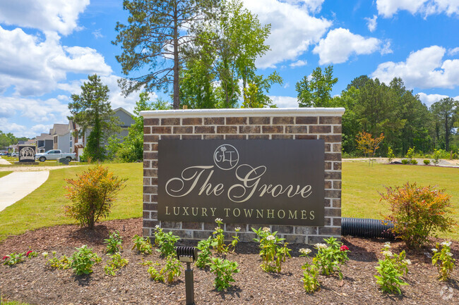 The Grove Luxury Townhomes For Rent in Florence, SC | ForRent.com