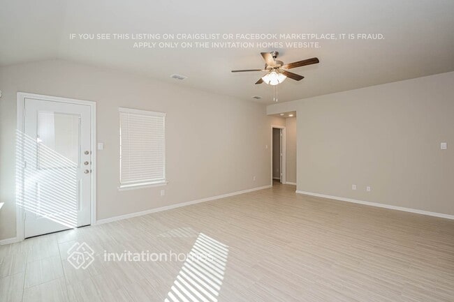 Photo - 422 Lubbock Dr