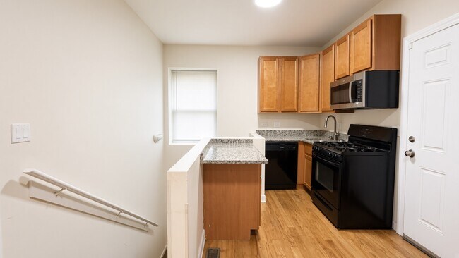 4605 N Kimball Ave Unit 1N