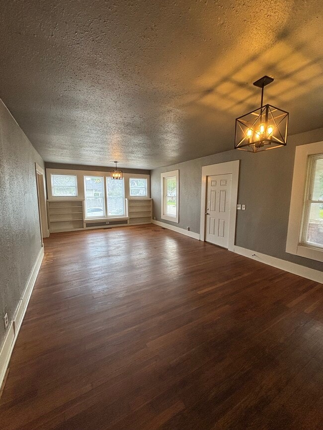 Photo - 703 N Atlanta Ave