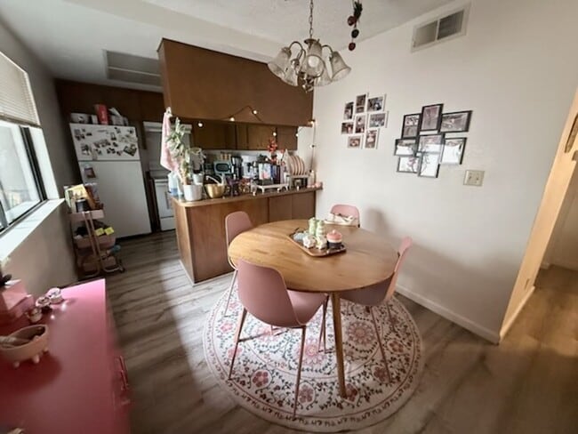 Building Photo - Wonderful secluded location in West Davis. Unit 9