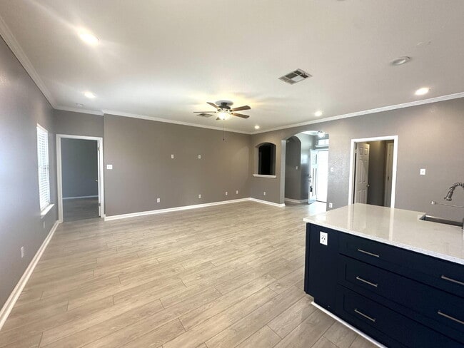 Photo - 1333 Rosie Ln