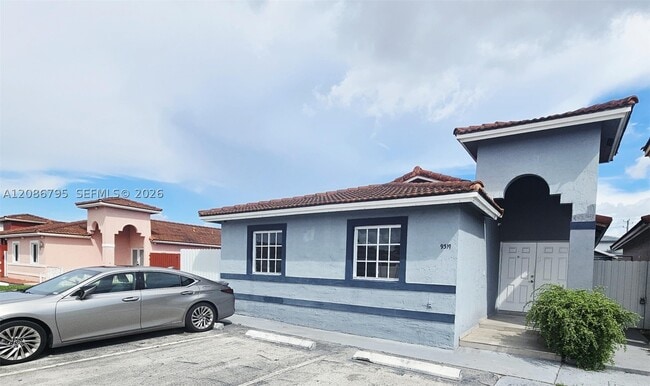 Building Photo - 9319 NW 121st St