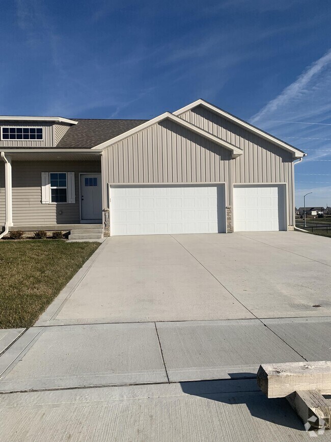 Townhomes for Rent near 50134, Kelley, IA 1 Townhouses