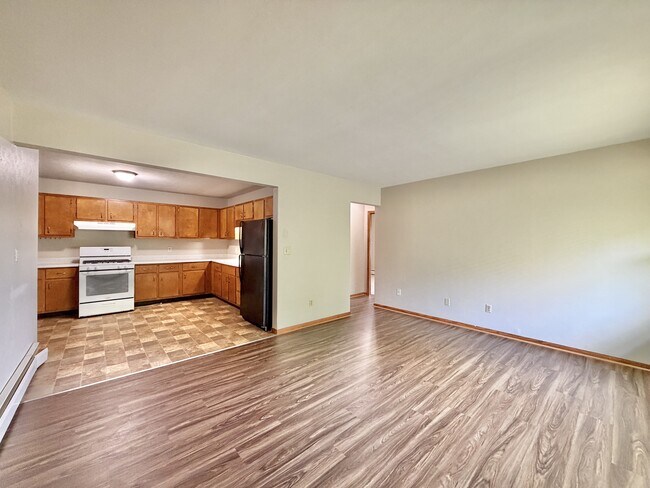 Photo - 236 Walworth St Unidad 6