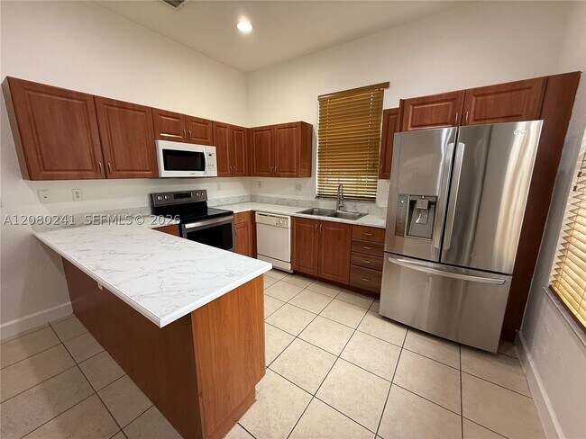 634 SW 147th Ave