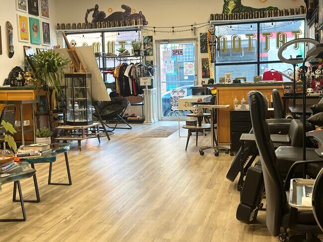 Photo - 911 E 5th St Unidad 1E