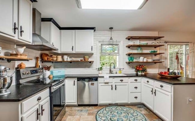 Photo - Coming Soon: 4BR Fredericksburg Home with ...