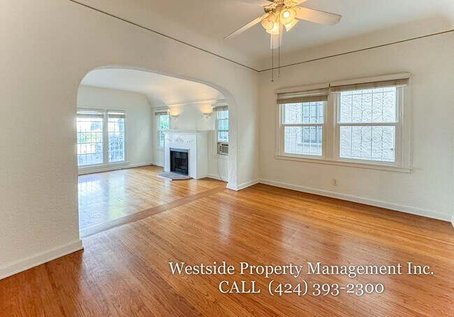 Photo - 448 N Orange Grove Ave Unit 450