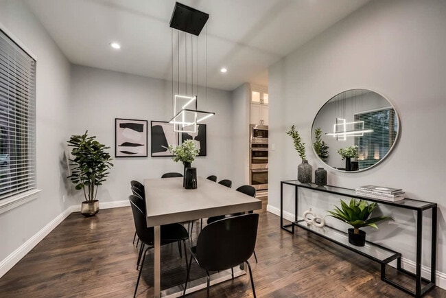 Photo - 987 Little Den Dr Unidad ID1019519P