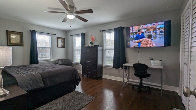 Photo - 3715 Eagle St