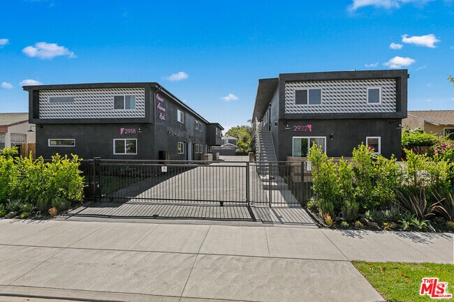 Building Photo - 2922 Hauser Blvd Unit 3 Rental