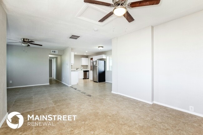 Photo - 2202 E Marmora St