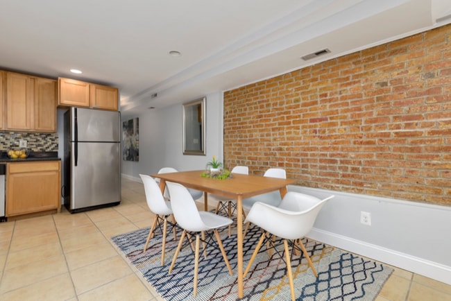 Photo - 37 T St NW