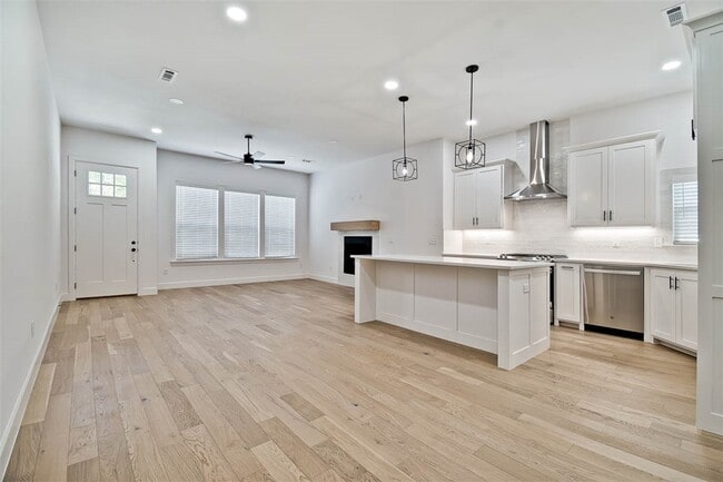 Photo - 510 W Persimmon St