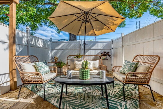 Palm A - Patio