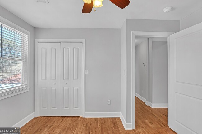 Photo - 1670 Cecilia Dr SE