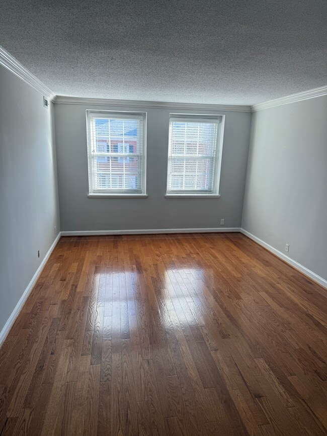 Building Photo - 4724 29th St S Unit B2