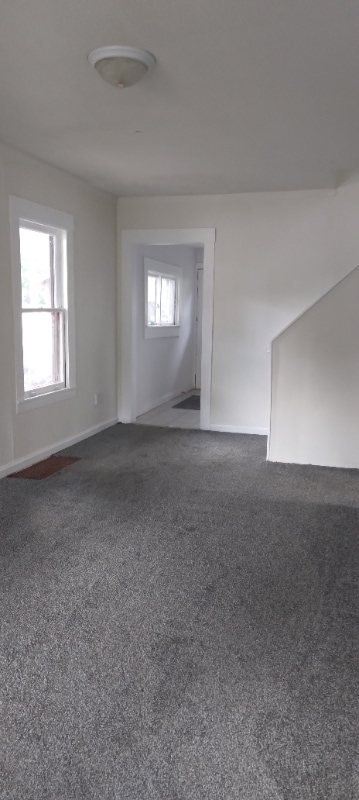 Photo - 807 Cawood St
