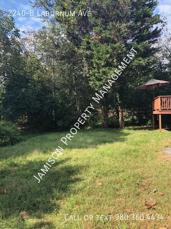 Photo - 2240-B Laburnum Ave-