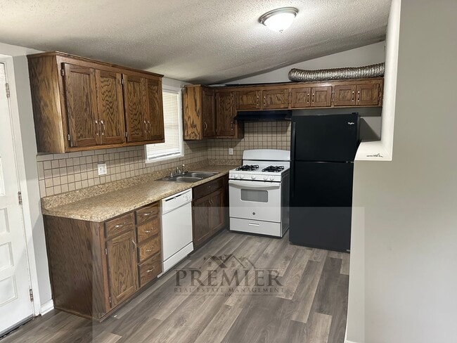 Photo - 505 N Geronimo Dr