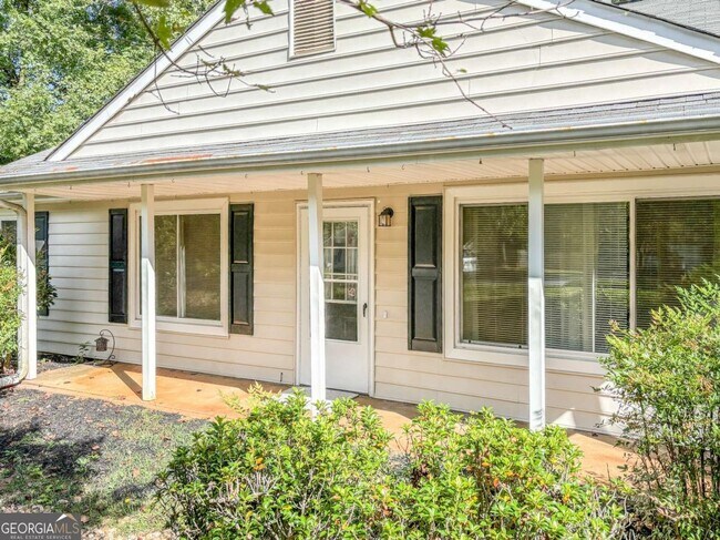 Photo - 1497 Chaseway Cir