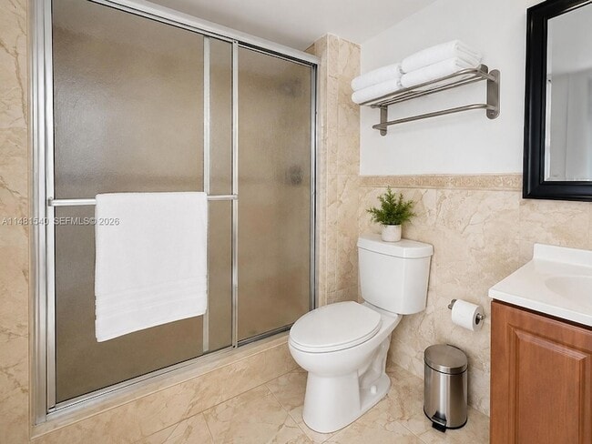 Photo - 19201 Collins Ave Unit 411