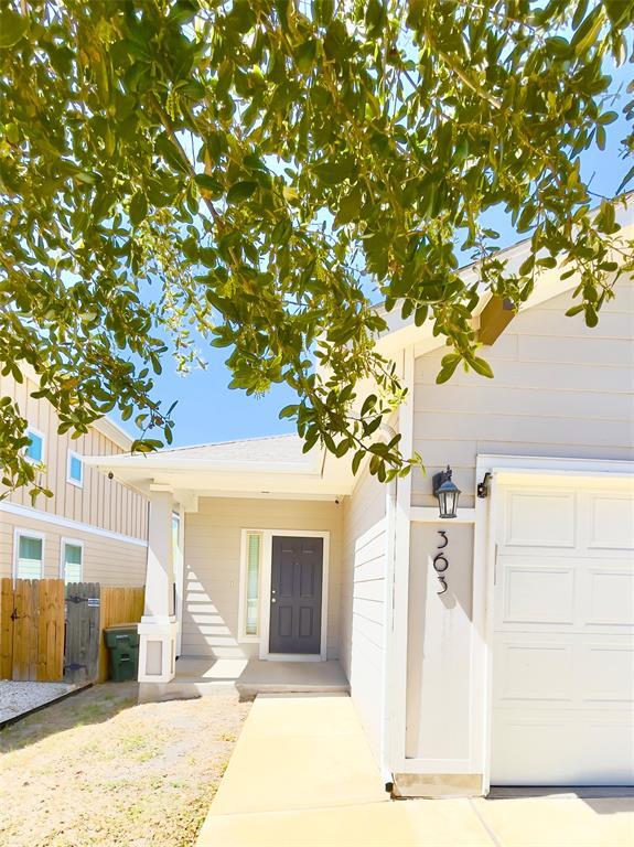 Photo - 363 Eagle Brook Ln