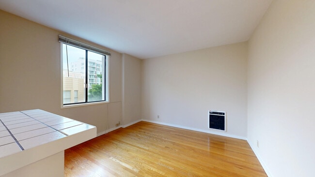 Photo - 1860 Jackson St Unit 103