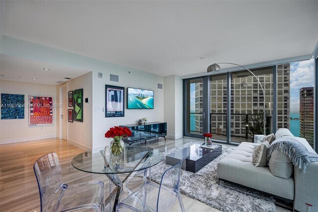 Photo - 1451 Brickell Ave Unit 2204