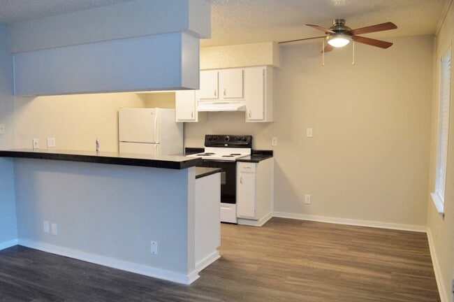 Photo - Tambaleo Apartments