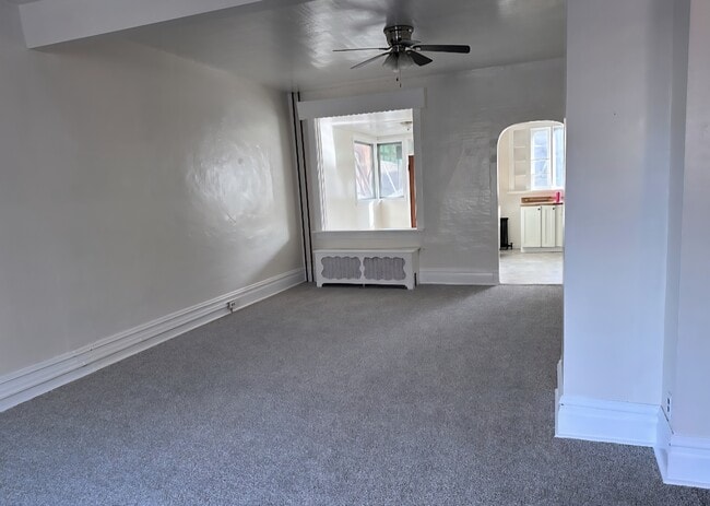 Photo - 128 S 2nd St