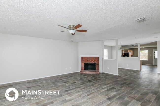 Photo - 6051 Guilia Dr