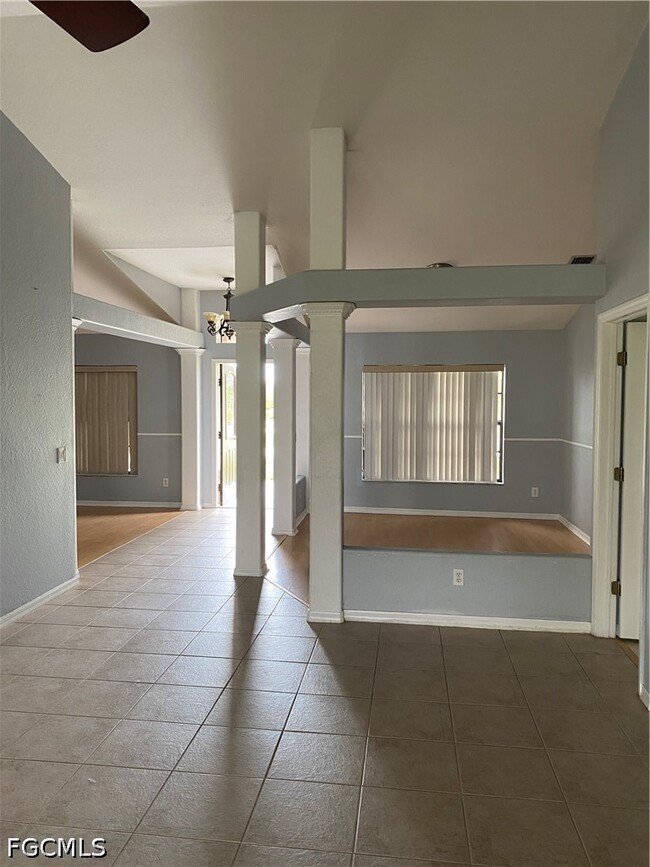 Photo - 421 NW 36th Ave