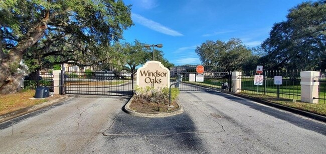 Photo - 1659 Windsor Oak Ct