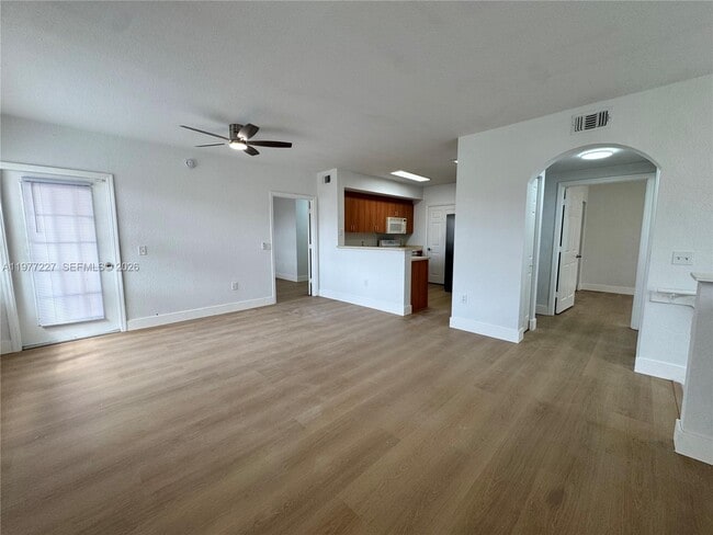 Photo - 201 Belmont Ln Unit 201