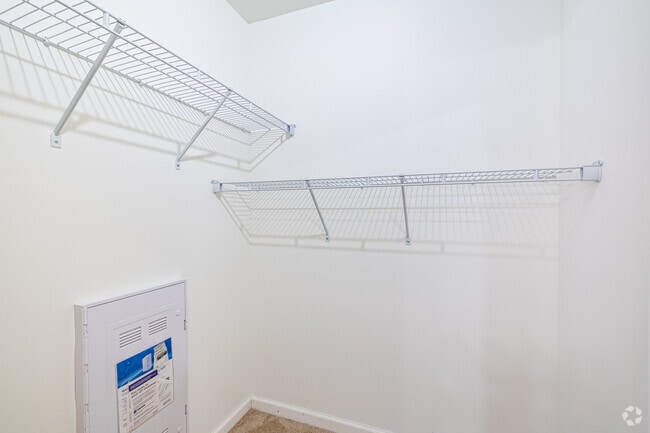 3BR, 2BA - 1,265SF - Primary Closet