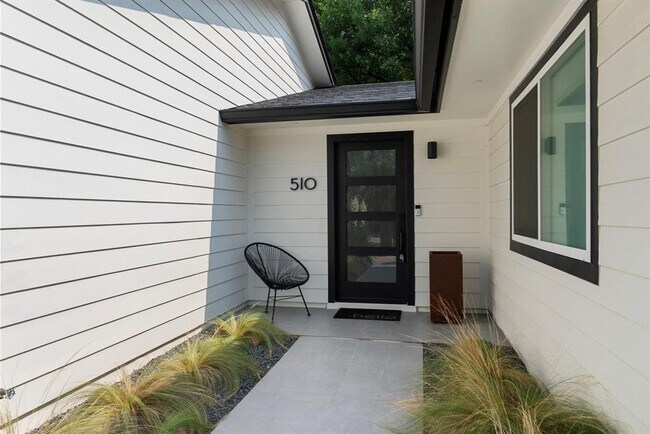 Photo - 510 Meadow Lea Dr