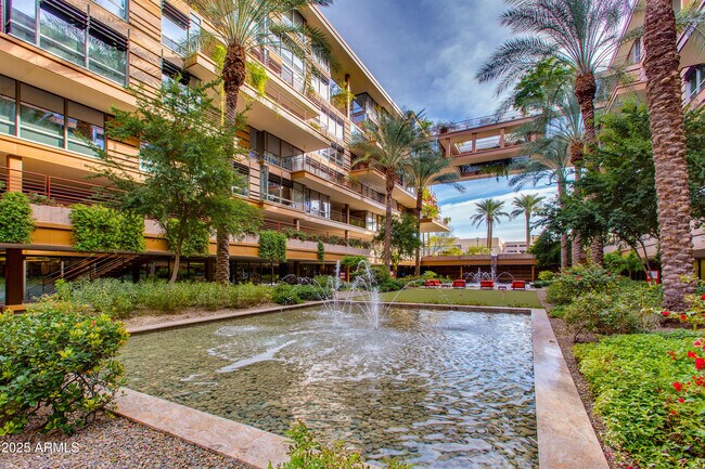 7137 E Rancho Vista Dr Unit 3003
