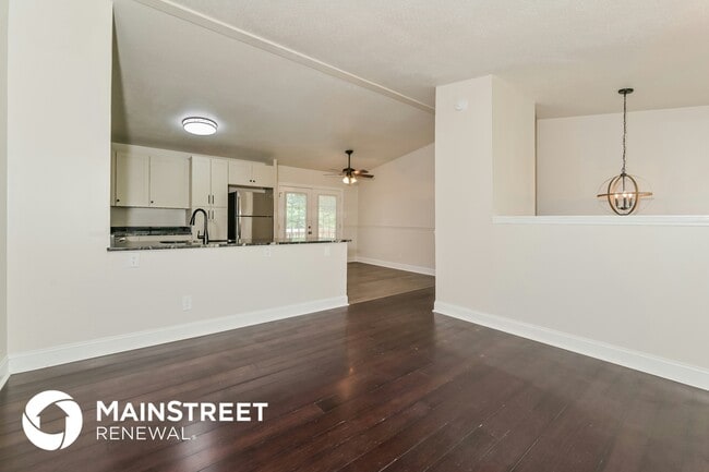 Photo - 5833 Wooded Acres Dr NW