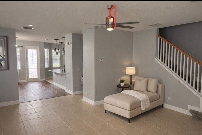 Photo - 531 Hedgewood Dr