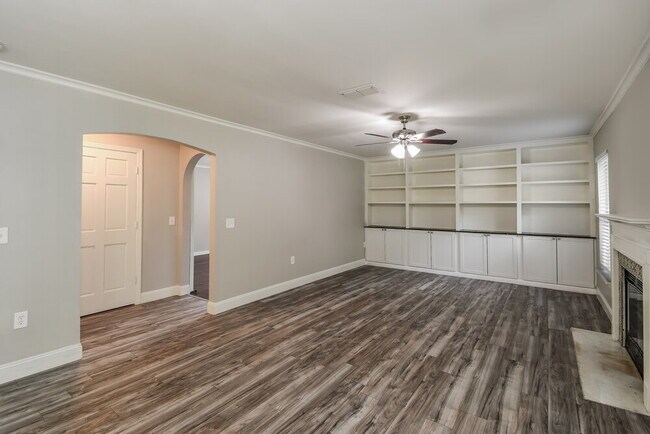 2712 W Cobblestone Forest Cir
